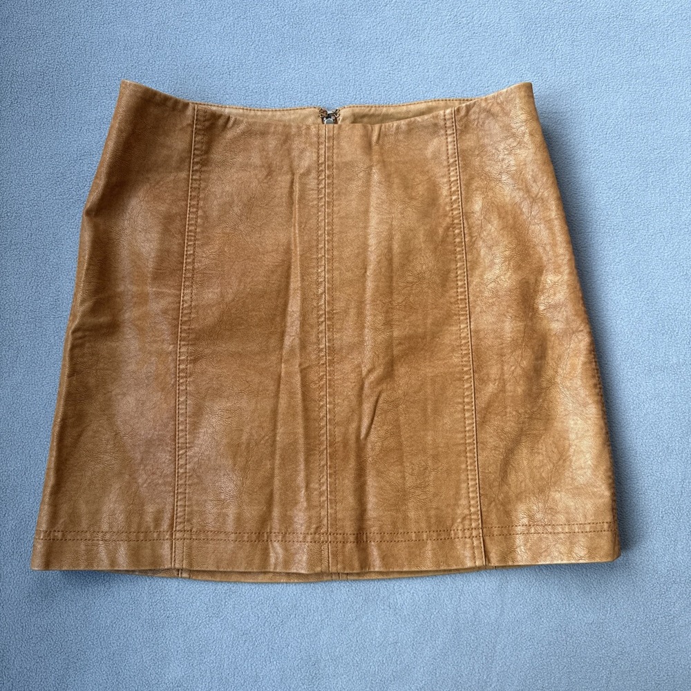 Free People Mini Skirt Womens 8 Brown Faux Leather 100% Rayon Boho‎ Modern Femme
